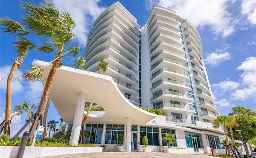 Condo in Miami Beach, Florida, United States 1