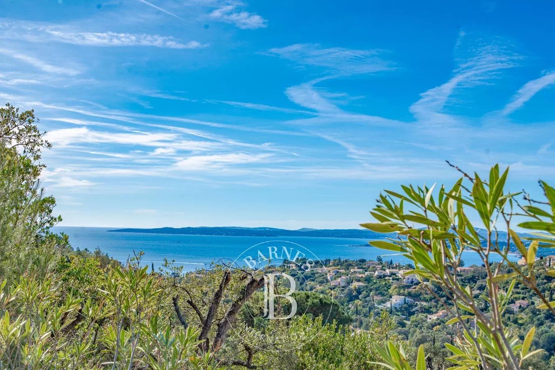 Villa in Les Issambres, Roquebrune-sur-Argens, France 2 - 17415809