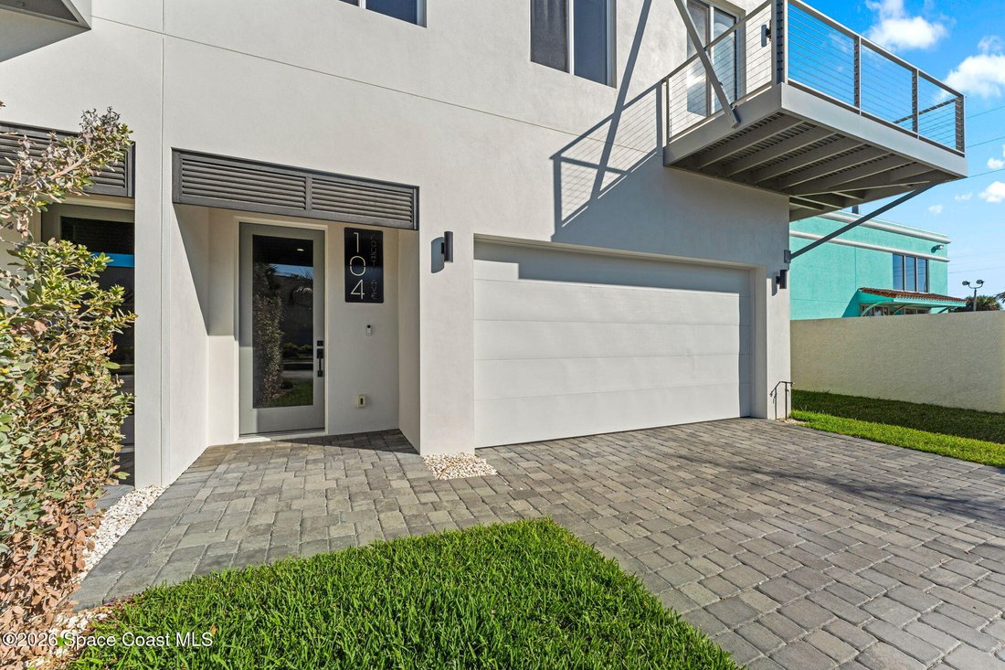Townhouse in Indialantic, Florida, United States 3 - 17410119