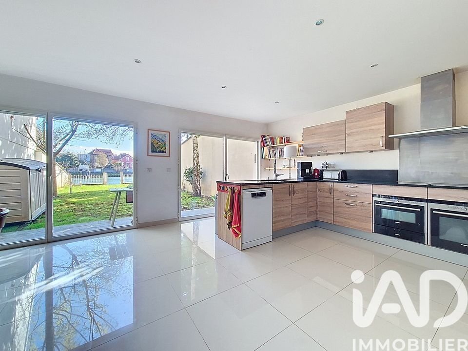 House in Creteil, Ile-de-France, France 3 - 17416922