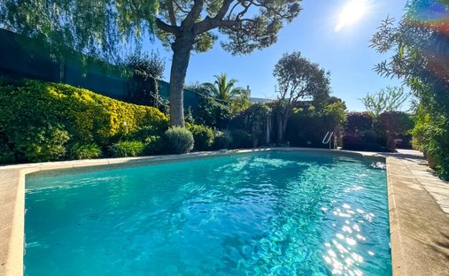 Casa a San Giovanni Capo Ferrato, Provenza-Alpi-Costa Azzurra, Francia 1