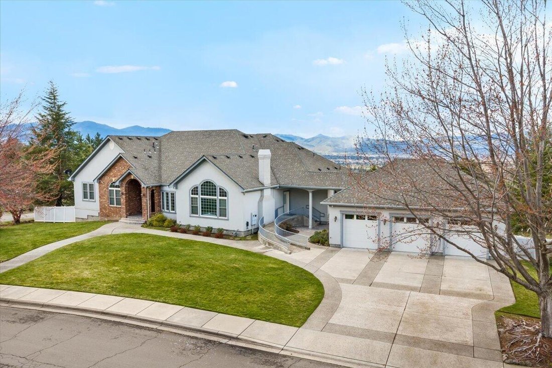 House in Medford, Oregon, United States 3 - 17412623