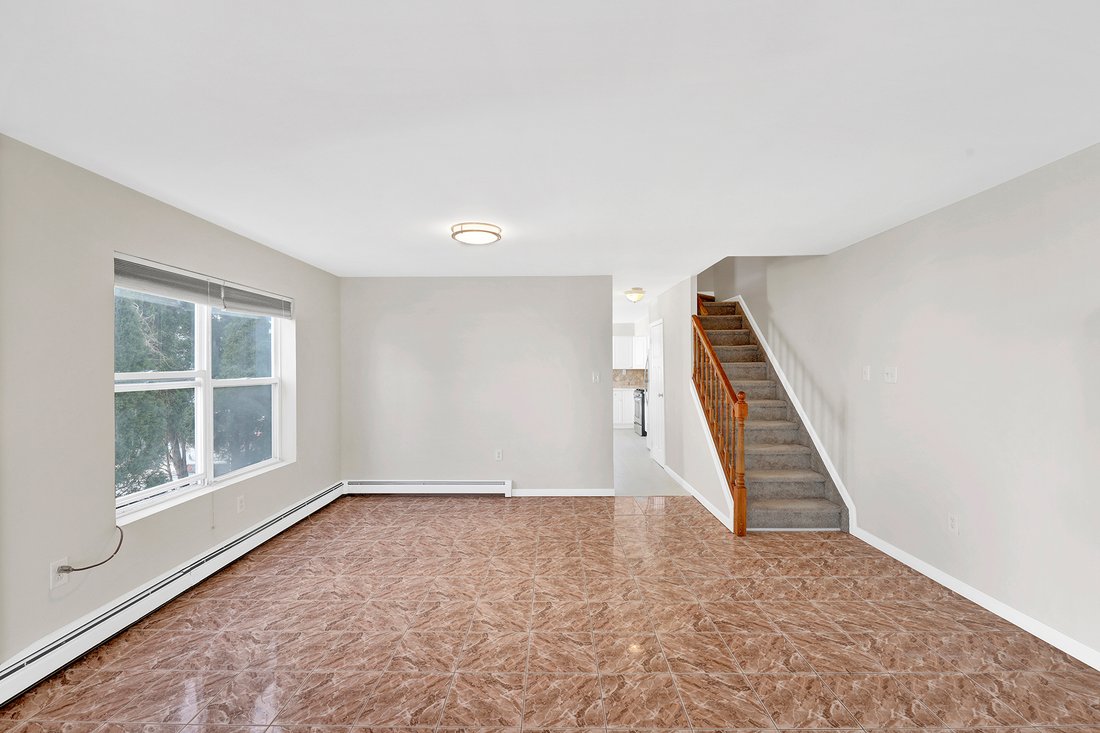 House in New York, New York, United States 5 - 17408741