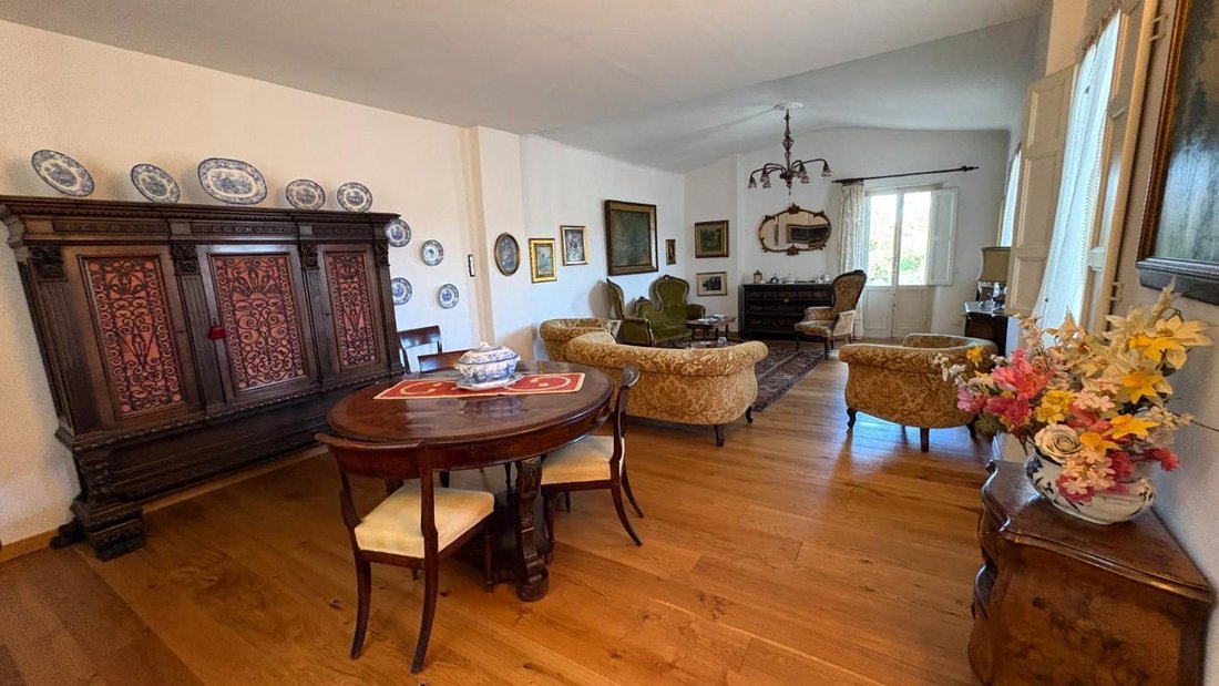 Penthouse in Historic Center, Lucca, Tuscany 4 - 17417325
