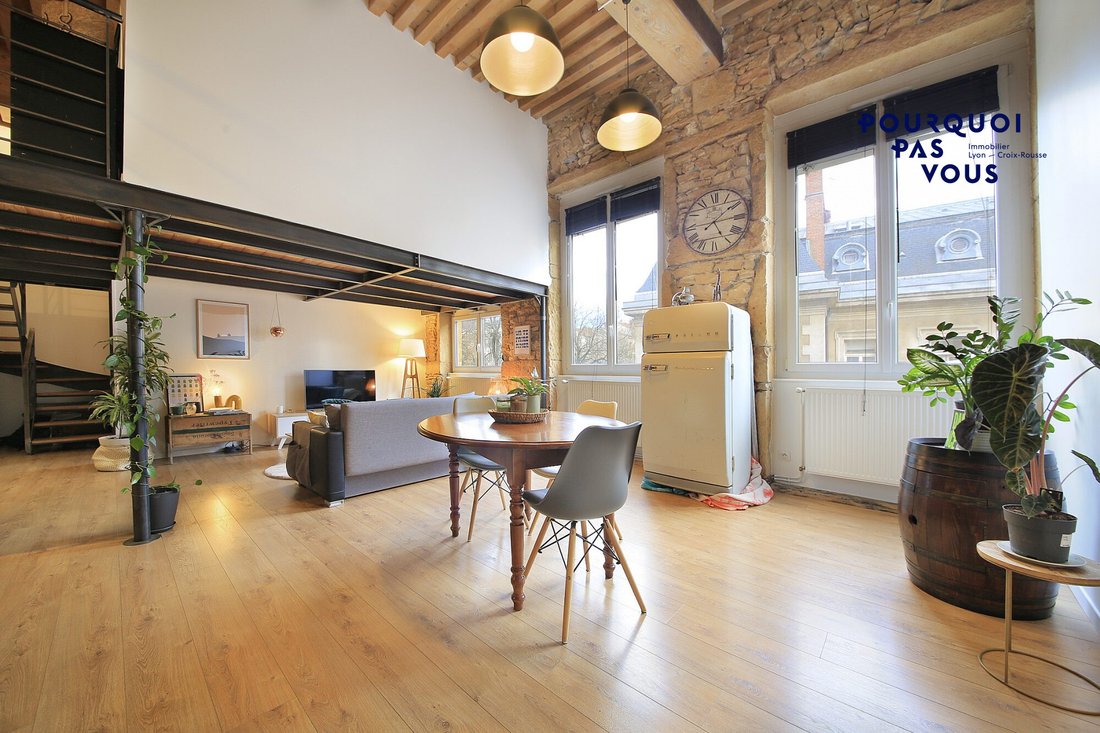 Appartement à Croix Rousse-Gros Caillou, Lyon 4e Arrondissement, Lyon 1 - 17412839