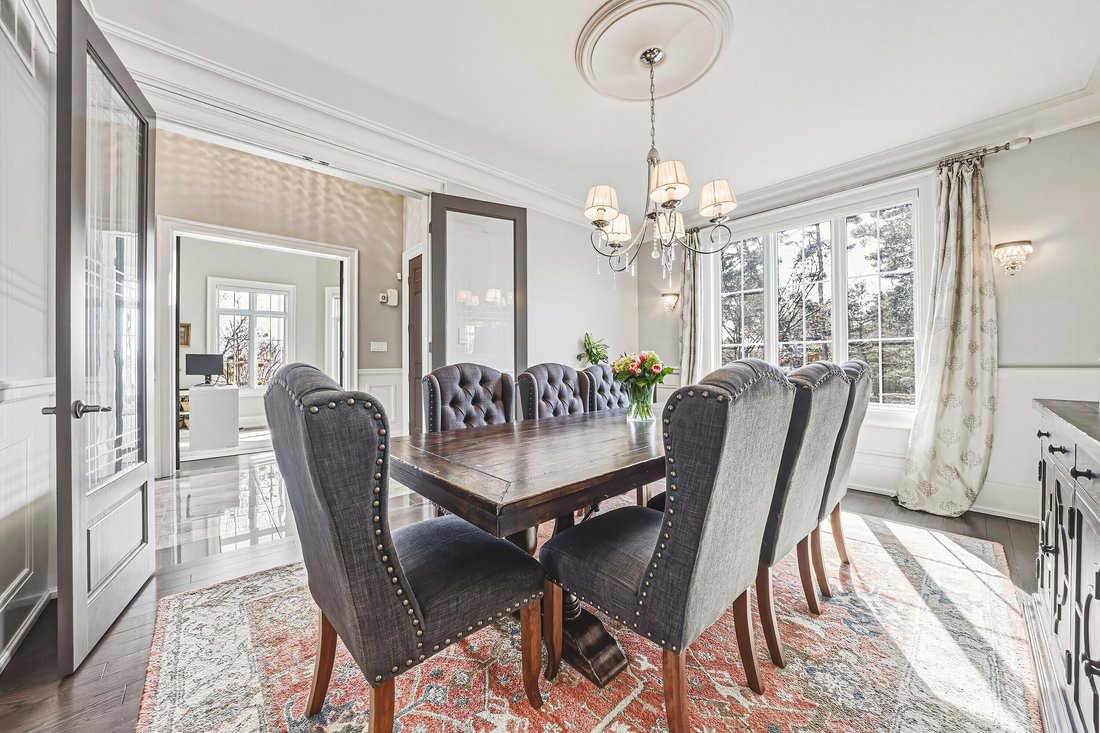 House in Burlington, Ontario, Canada 5 - 17408116