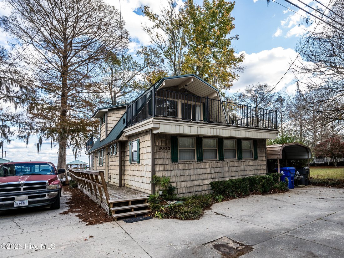 House in Lake Waccamaw, North Carolina, United States 2 - 17409757