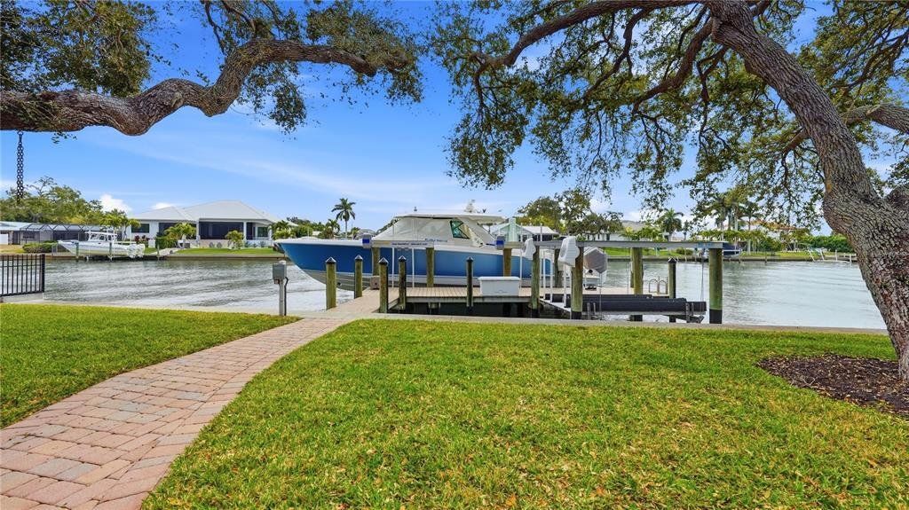 House in Sarasota, Florida, United States 4 - 17415579