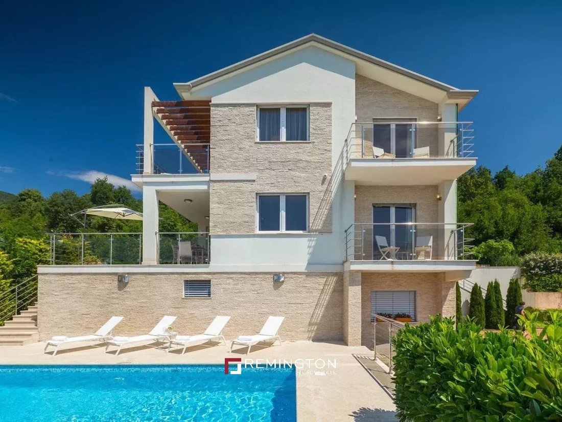 Villa in Grad Opatija, Primorje-Gorski Kotar County, Croatia 1 - 15515008