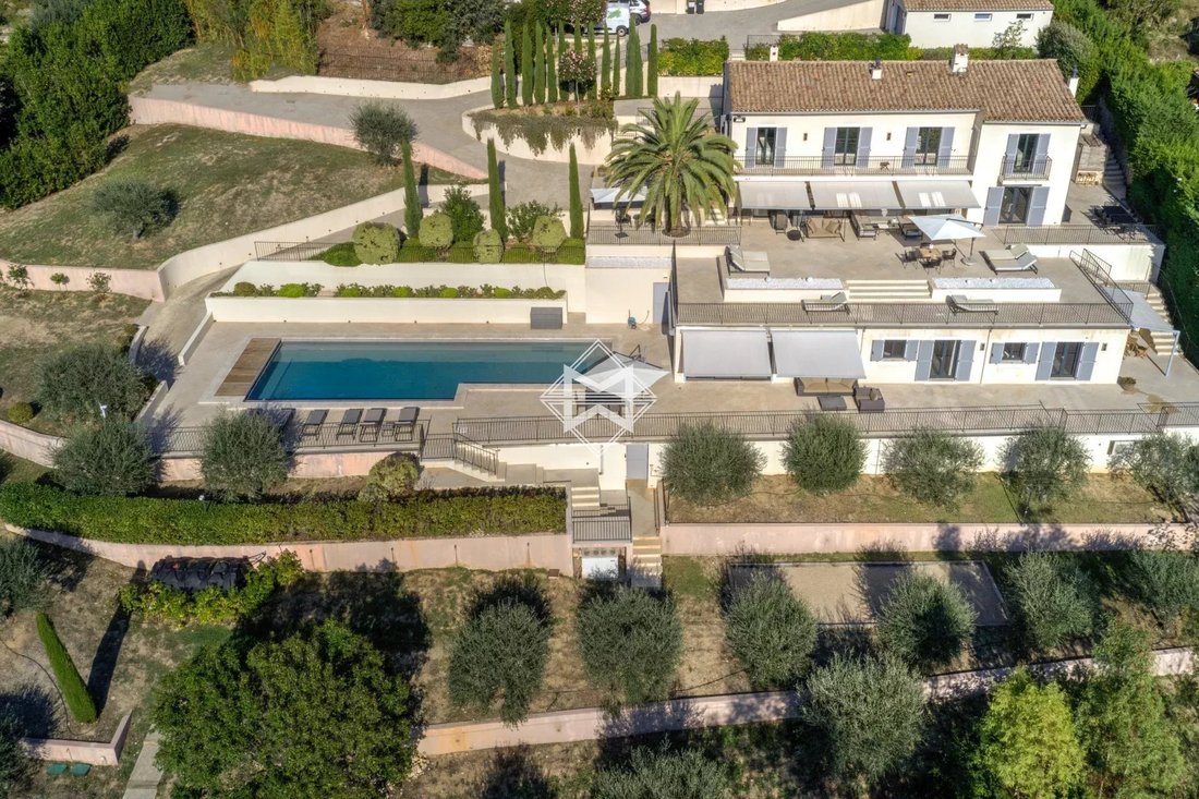 Villa in Grand'Piece-Les Plaines, Mouans-Sartoux, France 1 - 17408784