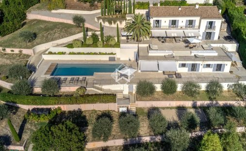 Villa in Grand'Piece-Les Plaines, Mouans-Sartoux, France 1
