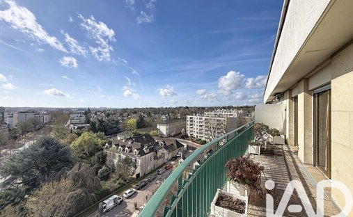 Apartment in Le Petit Chambord, Bourg-la-Reine, France 1