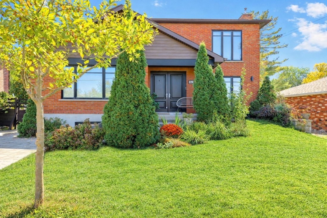 House in Saint-Lambert, Quebec, Canada 1 - 17411665