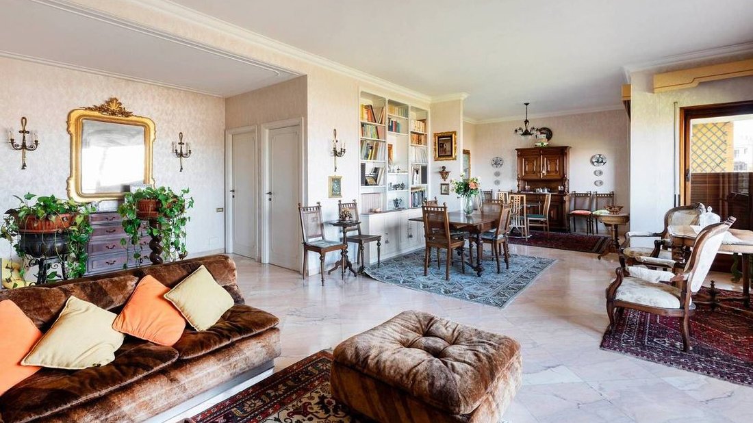 Charming Apartment In Rome, Lazio In Rome, Lazio, Italy For Sale (17414109)