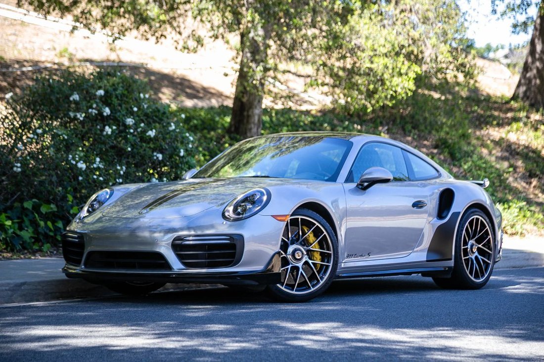 Coupe in Newbury Park, CA, United States 1 - 17408981