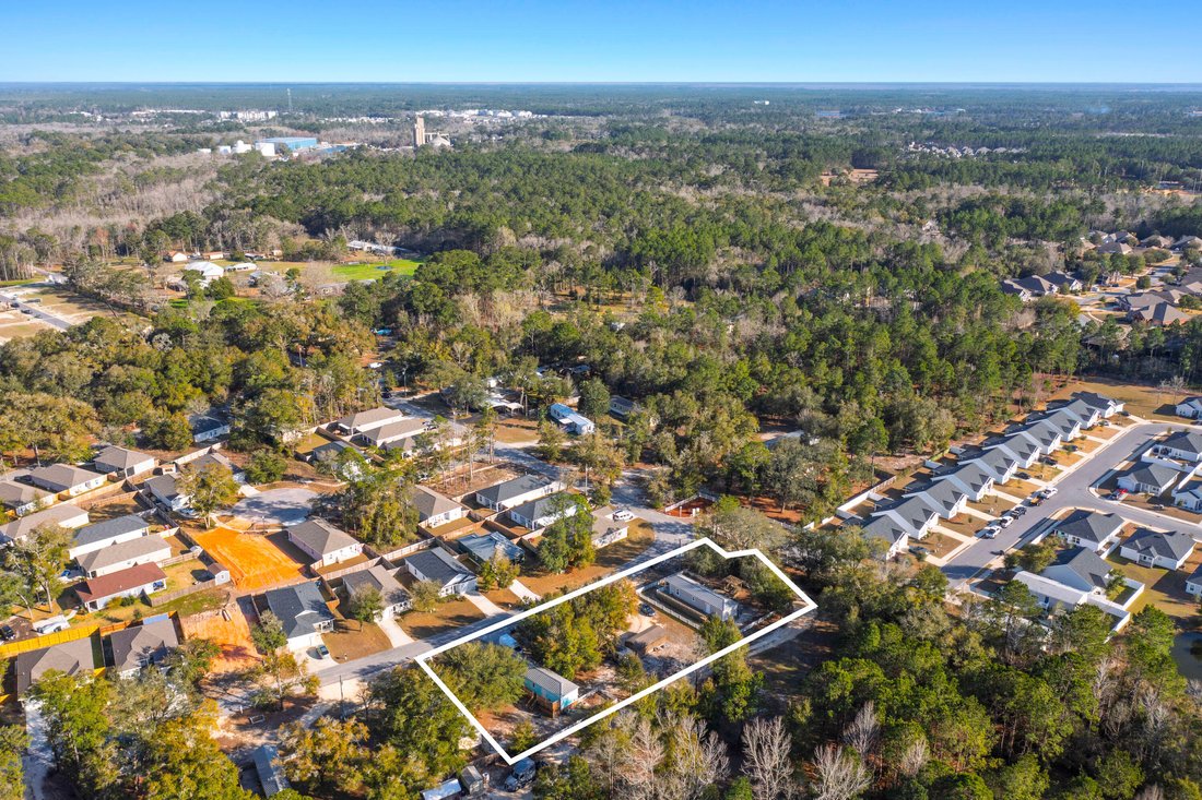Freeport, Florida, United States 4 - 17410068