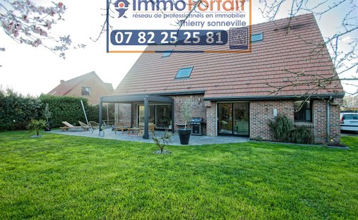 House in Camphin-en-Carembault, Hauts-de-France, France 1