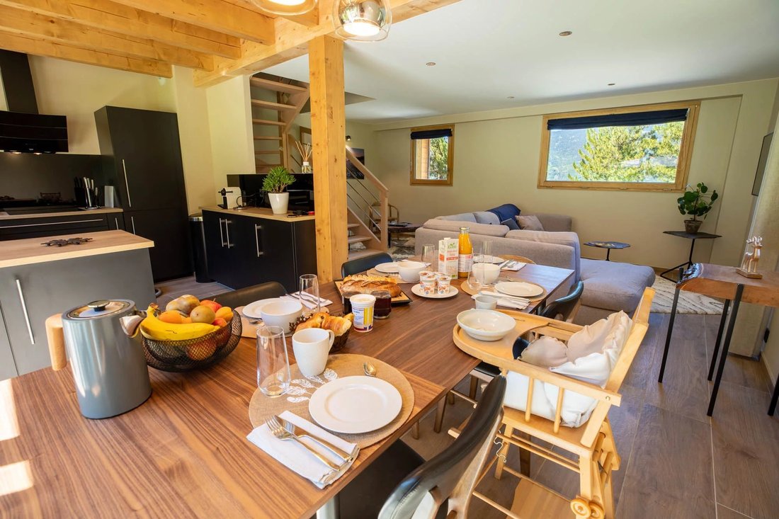 Chalet in Les Allues, Auvergne-Rhône-Alpes, France 2 - 17410102