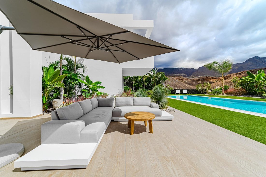 Villa in La Caleta, Adeje, Canary Islands 4 - 15216708