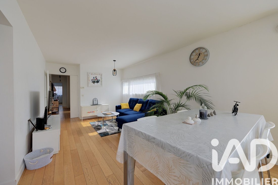 Apartment in Wallon, Le Plessis-Robinson, France 3 - 17416942