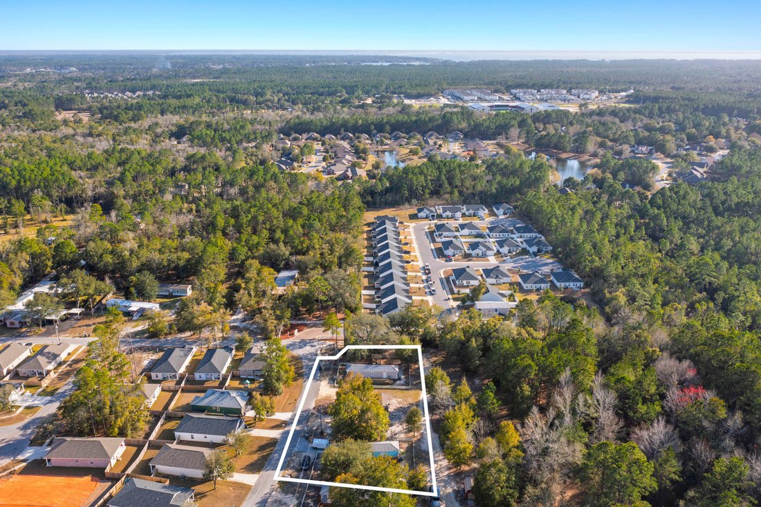 Freeport, Florida, United States 2 - 17410068