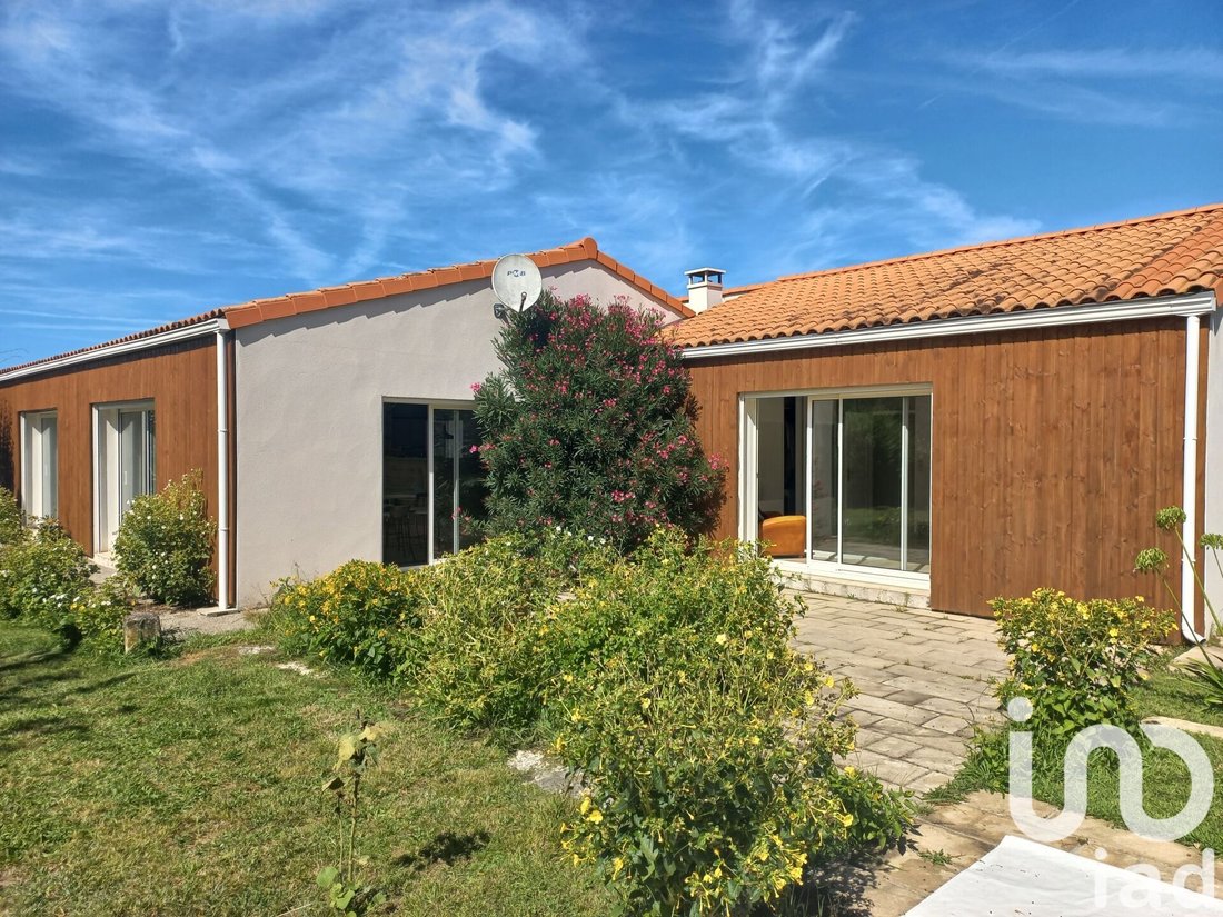 House in Dolus-d'Oleron, Nouvelle-Aquitaine, France 4 - 17420280