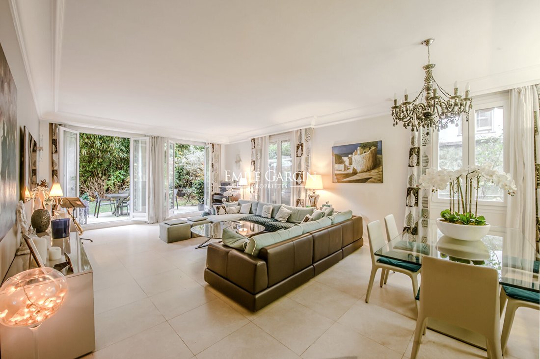 Apartment in La Plaine des Sablons, Neuilly-sur-Seine, France 1 - 17416277
