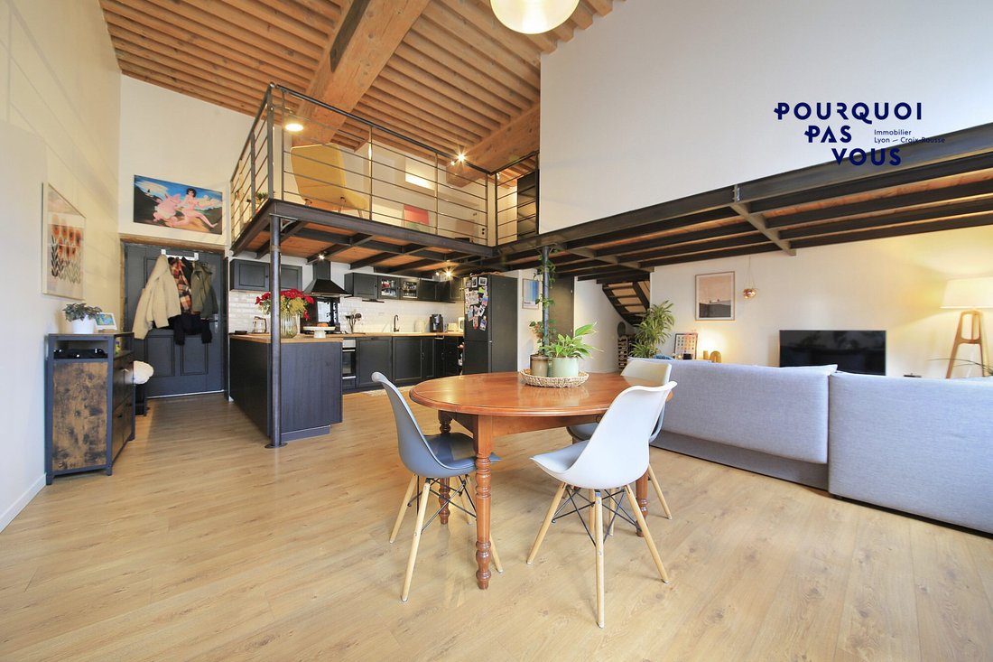 Appartement à Croix Rousse-Gros Caillou, Lyon 4e Arrondissement, Lyon 2 - 17412839