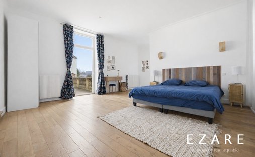 19th Century Château With 4,34 Hectare Wooded Park Swimming Pool Burgundy, Near Beaune