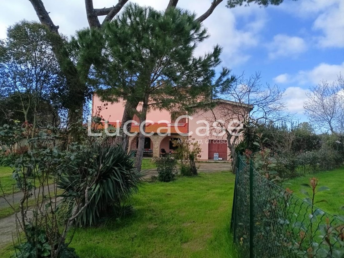 Estate in Cecina Centro, Cecina, Tuscany 3 - 17409793