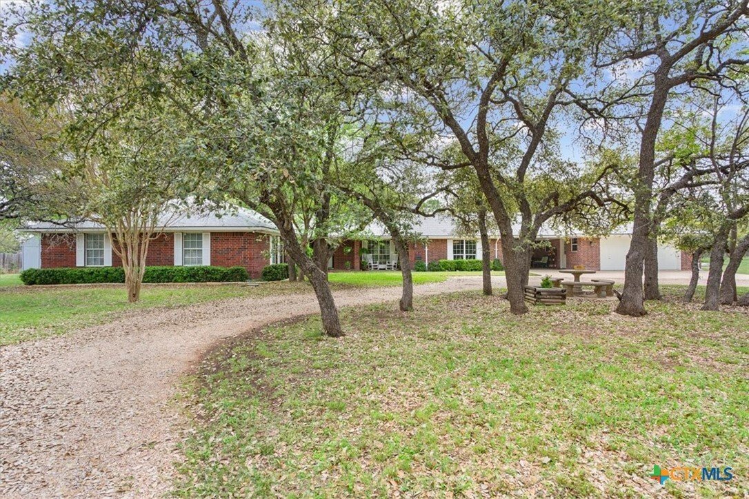 House in Salado, Texas, United States 4 - 17410559