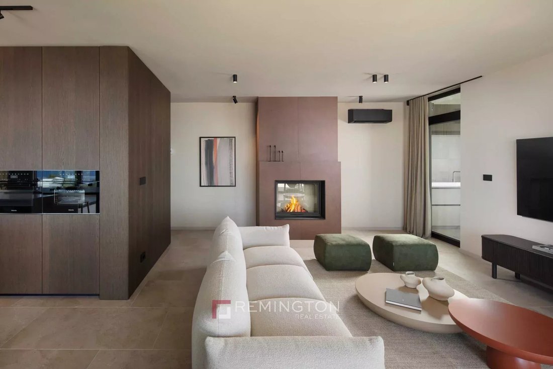 Villa in Labin, Istria County, Croatia 4 - 14374518
