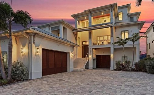 House in Fort Myers Beach, Florida, United States 1