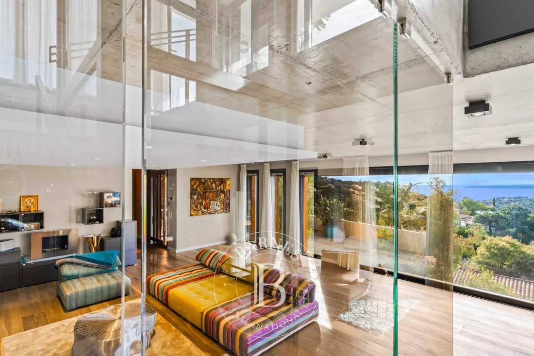 Villa in Les Issambres, Roquebrune-sur-Argens, France 4 - 17415809