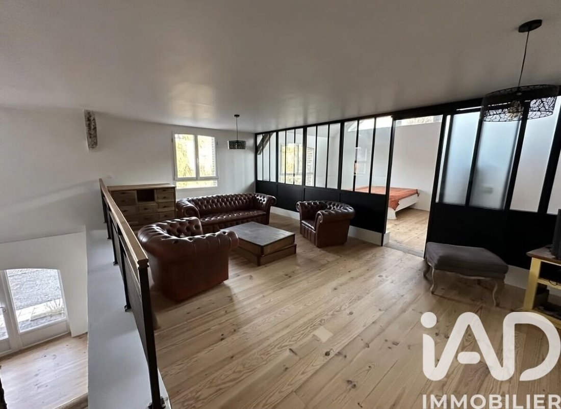 House in Gisors, Normandy, France 1 - 17366401