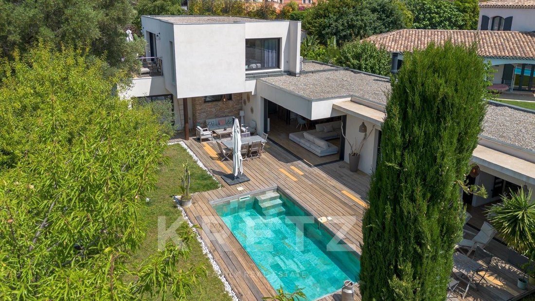 House in Cassis, Provence-Alpes-Côte d'Azur, France 2 - 17408576