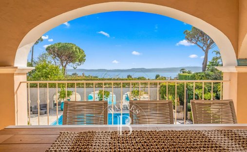 Villa in Ville-Les Saquedes-Le Bouillonnet, Sainte-Maxime, Frankreich 1