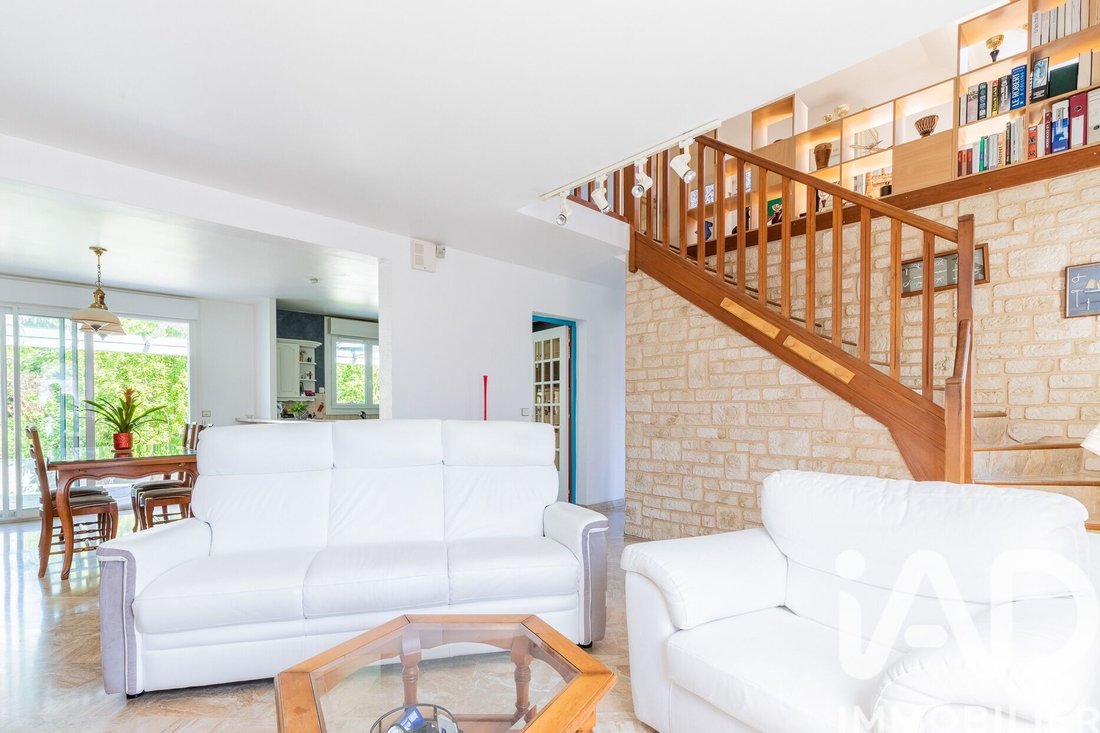 House in Yerres, Ile-de-France, France 4 - 17416948