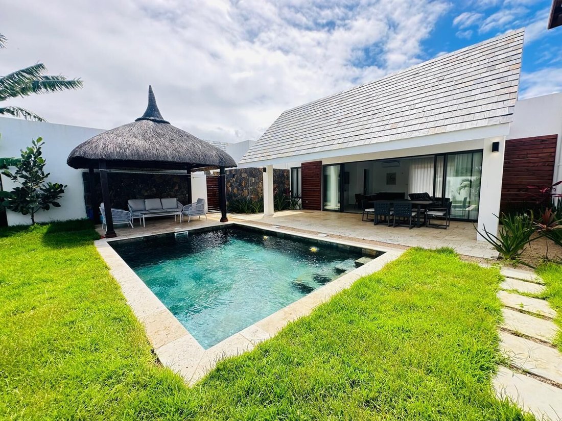 House in Grand Baie, Rivière du Rempart District, Mauritius 1 - 17420737