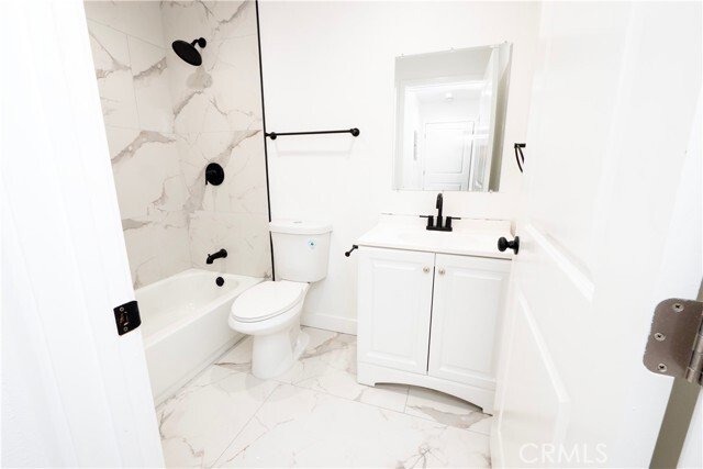 House in Los Angeles, California, United States 4 - 17409410