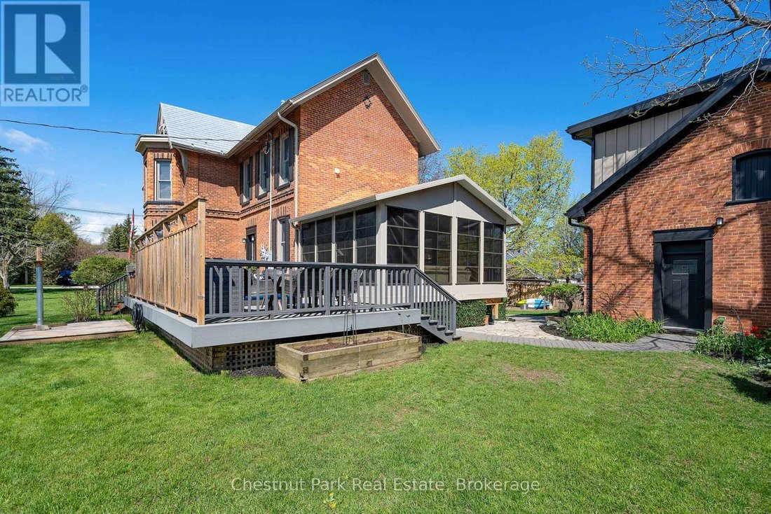 House in Meaford, Ontario, Canada 3 - 17414471