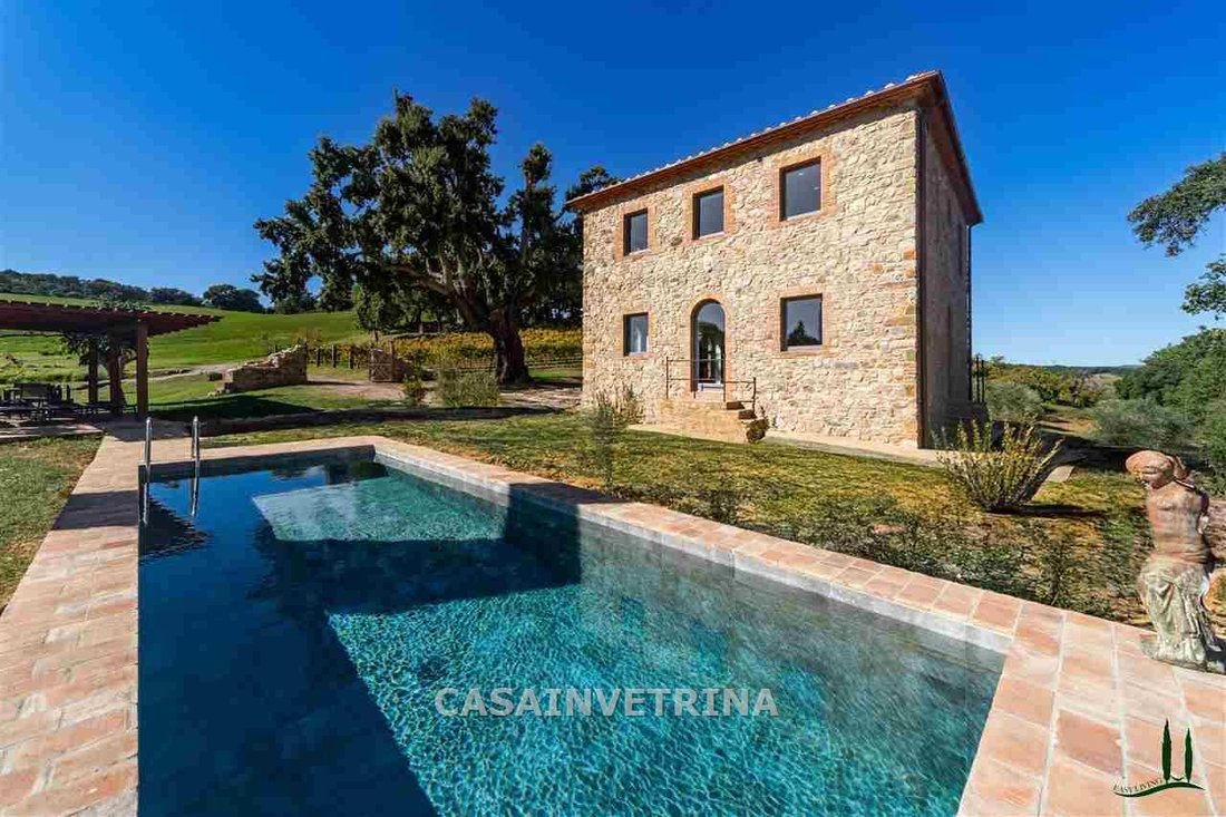 Country House in Roccastrada, Tuscany, Italy 1 - 17409752