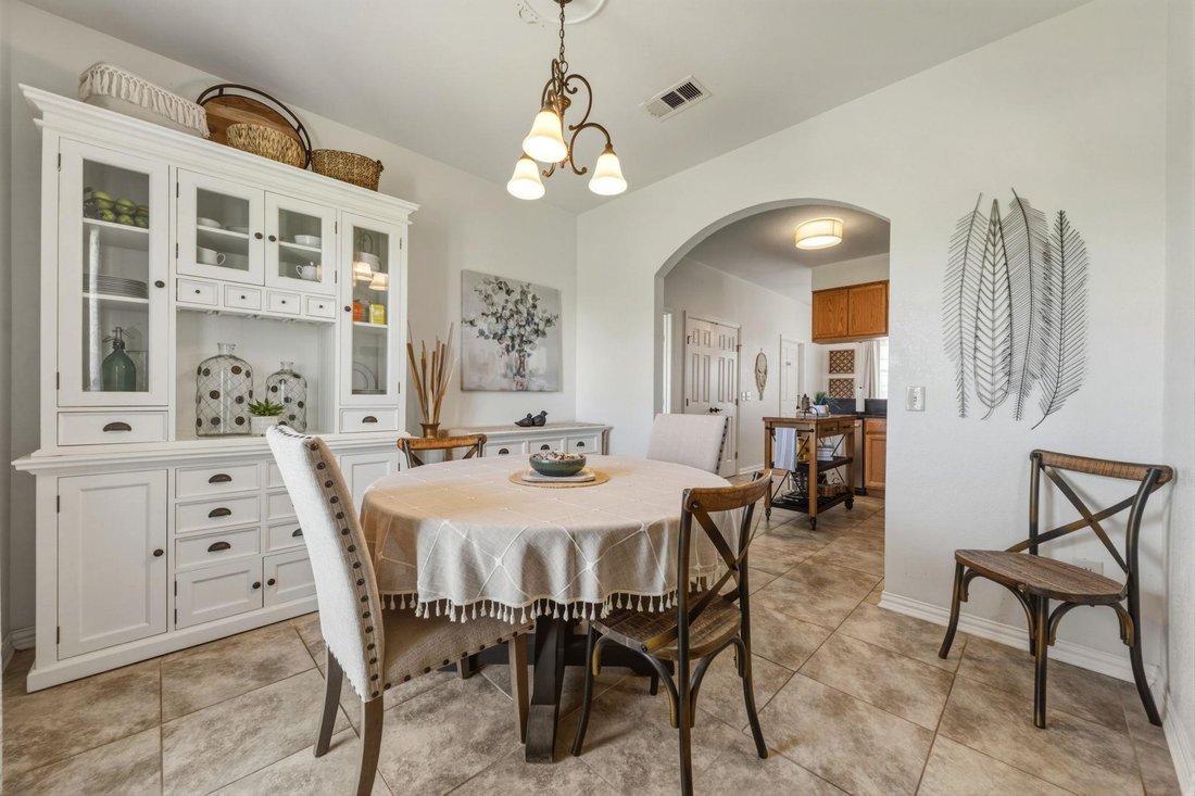 House in Lockhart, Texas, United States 3 - 17236121