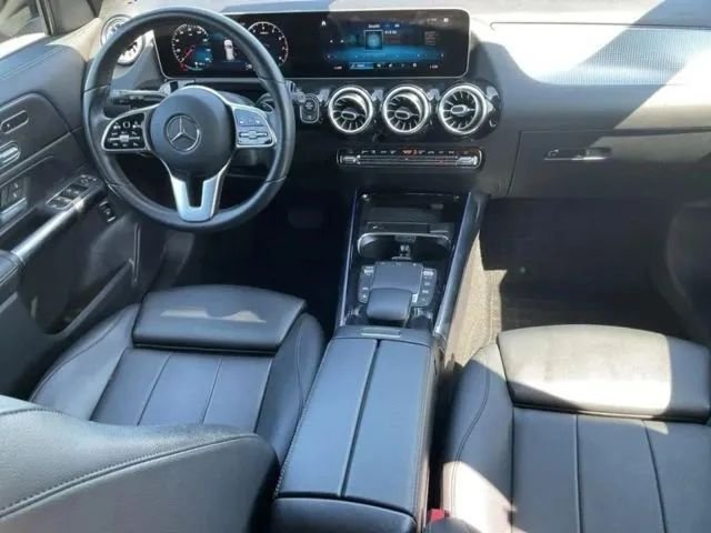 Suv in Philadelphia, PA, United States 5 - 16671904