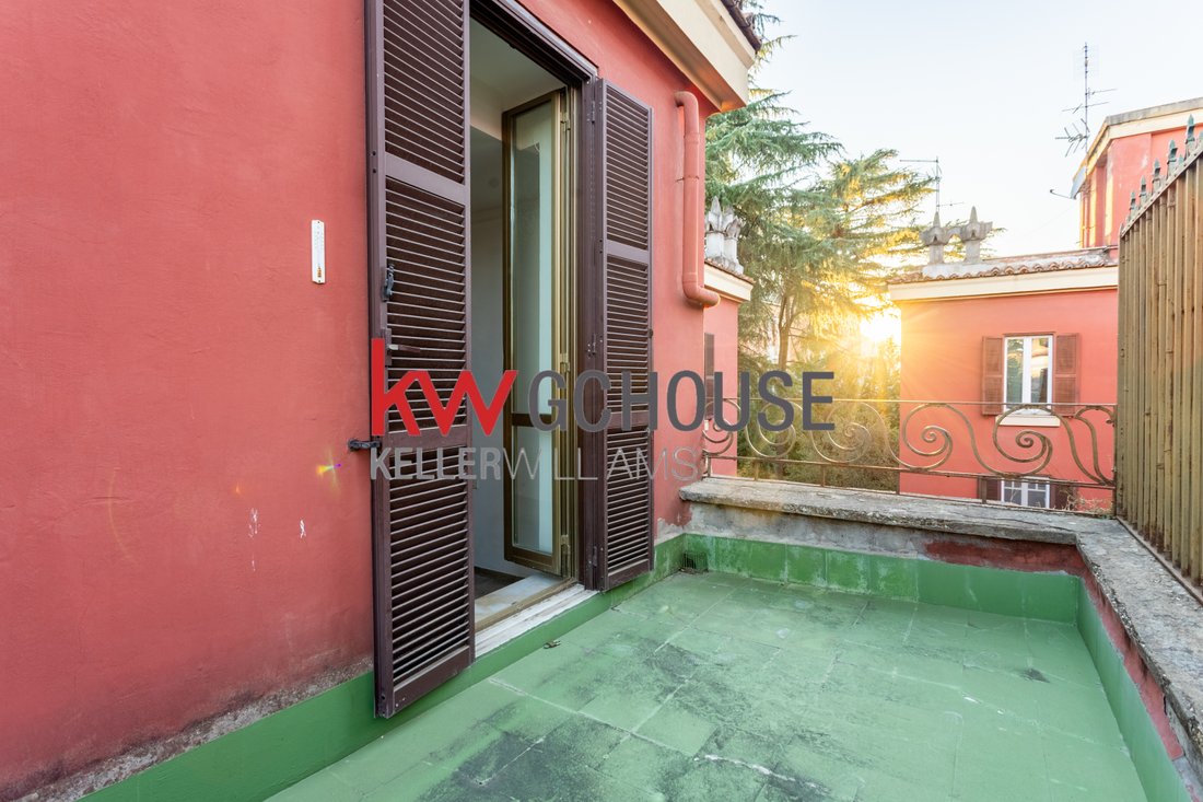 Apartment in Gianicolense, Rome, Lazio 3 - 17411140