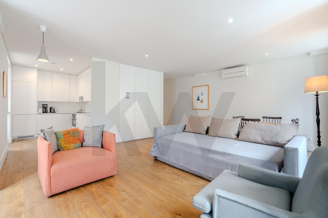 Apartment in Misericordia, Lisbon, Portugal 1 - 17299630