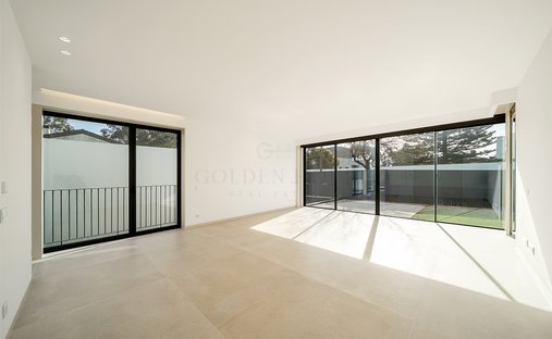 House in Canidelo, Porto District, Portugal 1