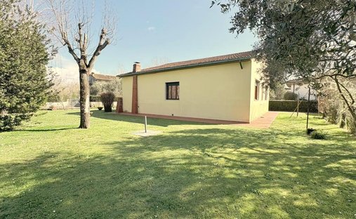 Villa a Sorbano del Vescovo-Mugnano, Lucca, Italia 1