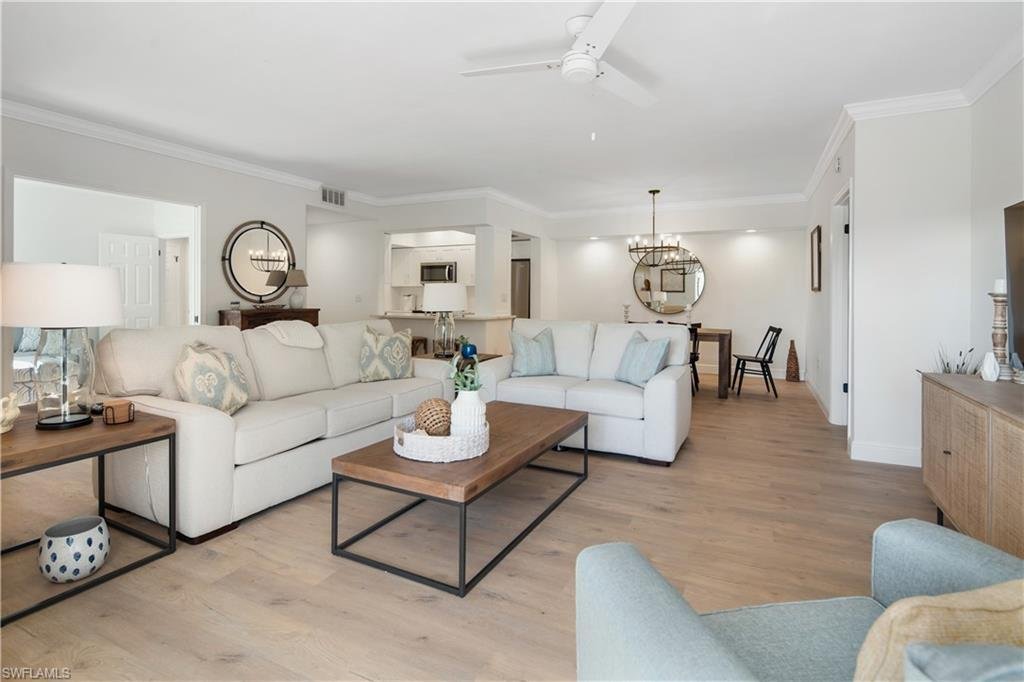 Condo in Naples, Florida, United States 3 - 17408339