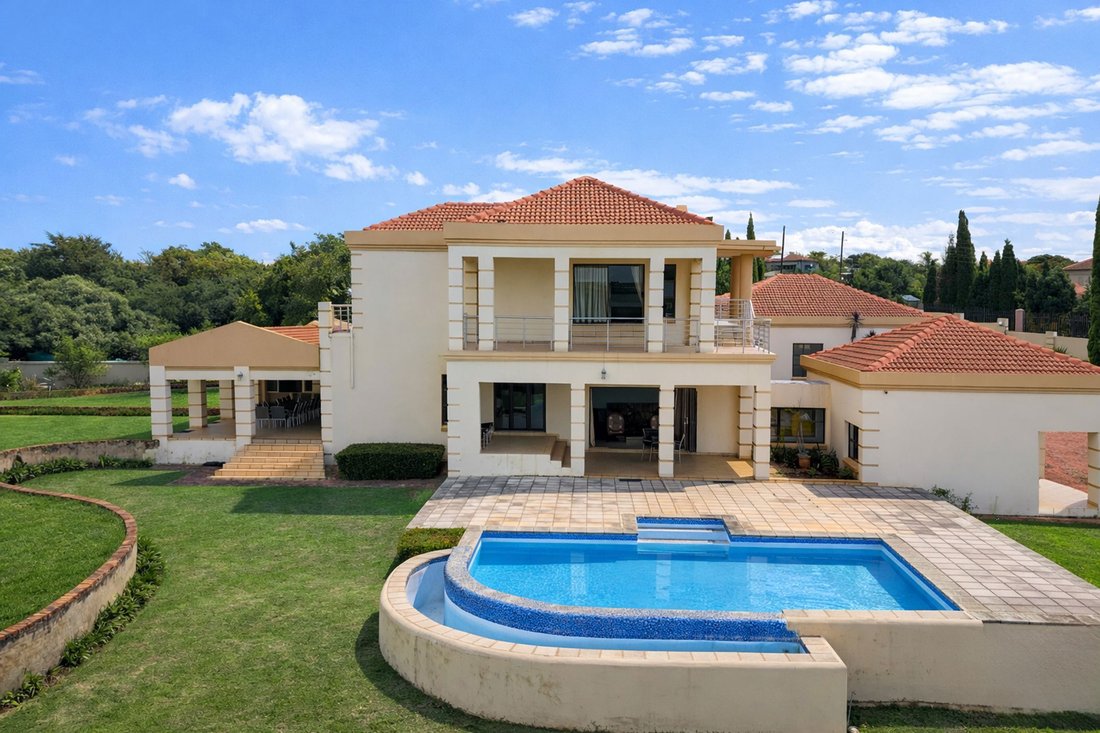 House in Mooikloof, Gauteng, South Africa 3 - 17412018